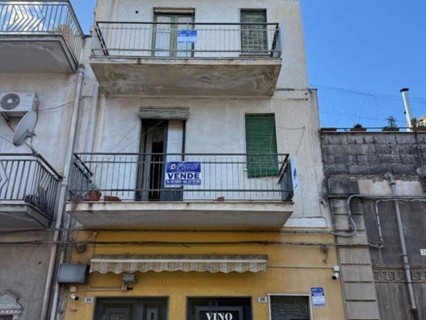 casa indipendente in vendita a Paternò in zona Centro Storico