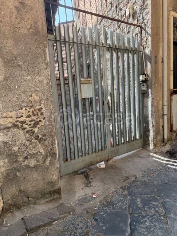 appartamento in vendita a Paternò in zona Centro Storico