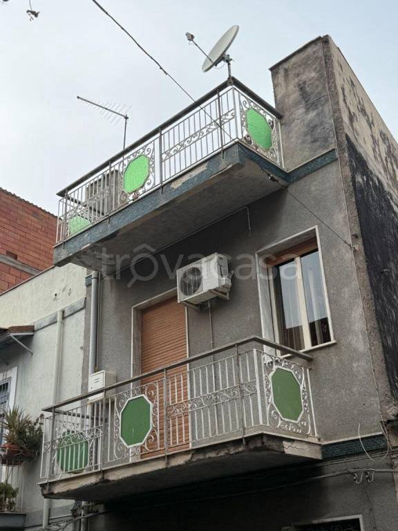 casa indipendente in vendita a Paternò