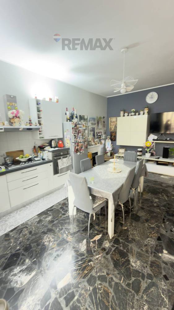 appartamento in vendita a Paternò in zona Centro Storico
