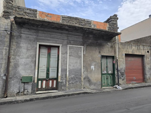 casa indipendente in vendita a Paternò