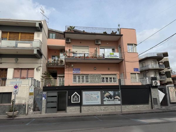 appartamento in vendita a Paternò in zona Centro Storico