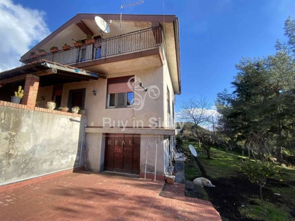 casa indipendente in vendita a Pedara