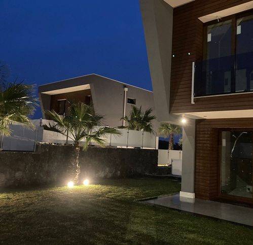 casa indipendente in vendita a Pedara