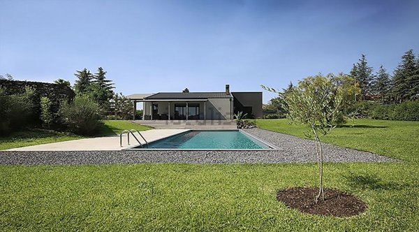 casa indipendente in vendita a Pedara