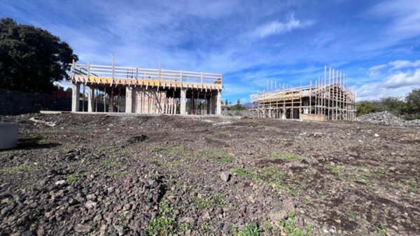 casa indipendente in vendita a Pedara