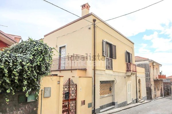 appartamento in vendita a Pedara
