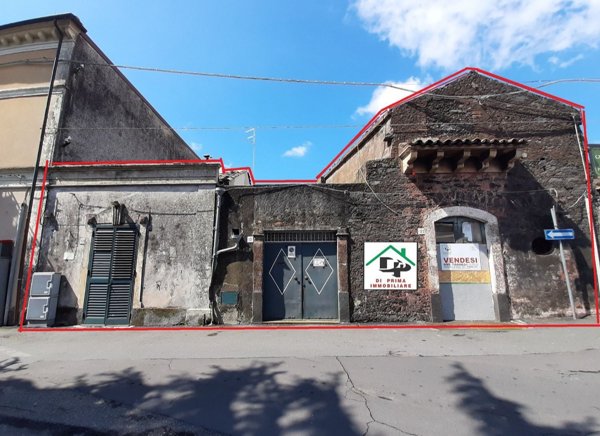 casa indipendente in vendita a Pedara