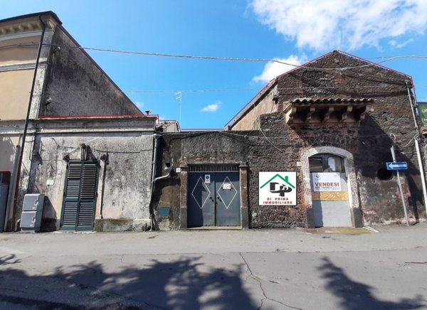 casa indipendente in vendita a Pedara