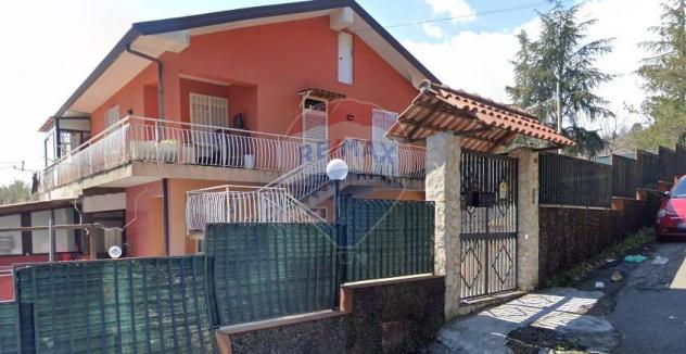 appartamento in vendita a Pedara in zona Tarderia