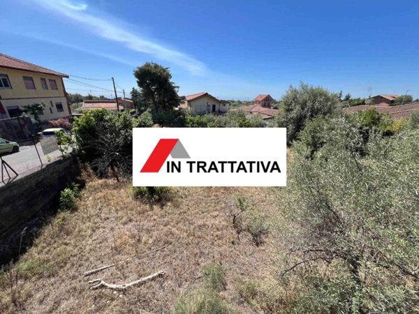 terreno edificabile in vendita a Pedara