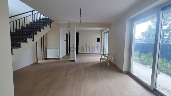 casa indipendente in vendita a Pedara
