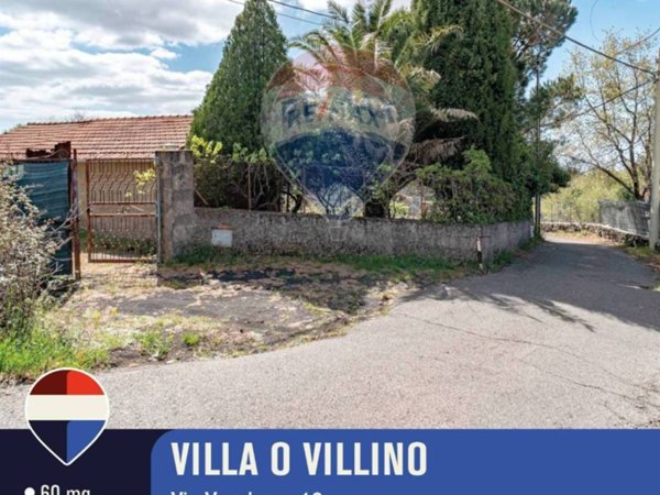 casa indipendente in vendita a Pedara in zona Tarderia