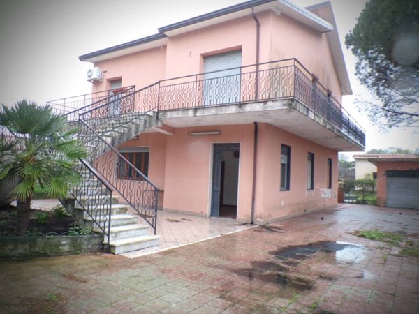 casa indipendente in vendita a Pedara