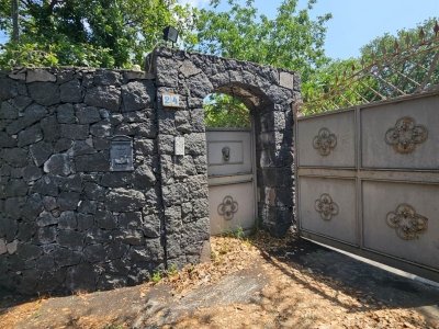 casa indipendente in vendita a Pedara in zona Tarderia
