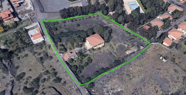 casa indipendente in vendita a Pedara