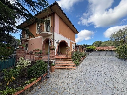 casa indipendente in vendita a Pedara