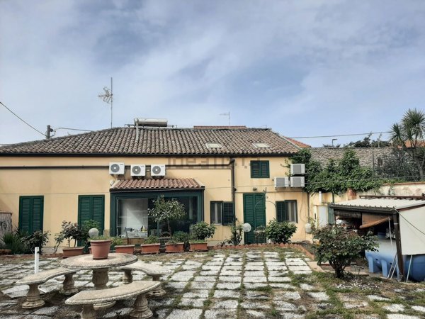 casa indipendente in vendita a Pedara