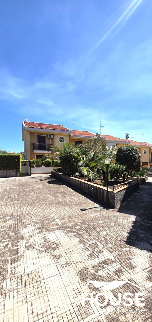 appartamento in vendita a Pedara