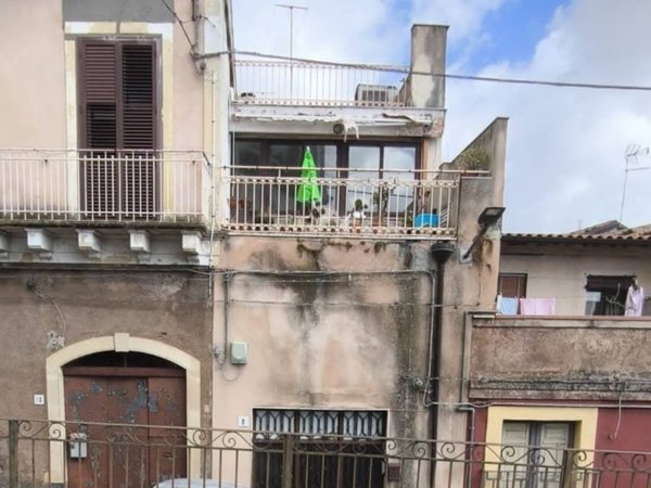 casa indipendente in vendita a Pedara