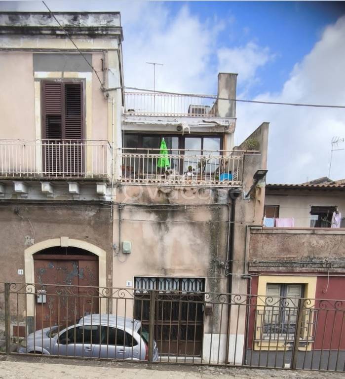 casa indipendente in vendita a Pedara