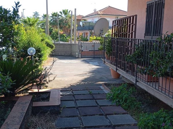 appartamento in vendita a Pedara