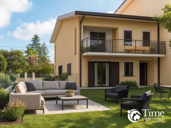 casa indipendente in vendita a Pedara