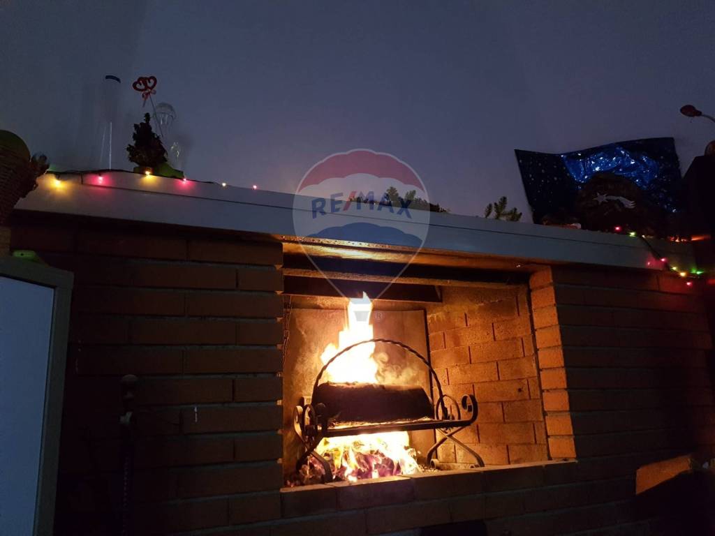 casa indipendente in vendita a Pedara