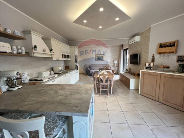 appartamento in vendita a Pedara