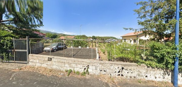 terreno edificabile in vendita a Pedara