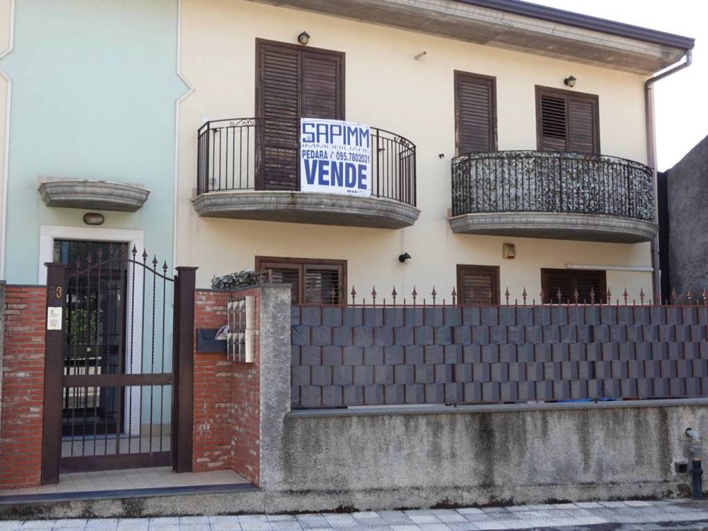 appartamento in vendita a Pedara