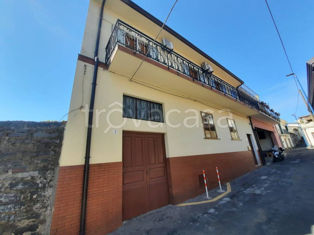 appartamento in vendita a Pedara