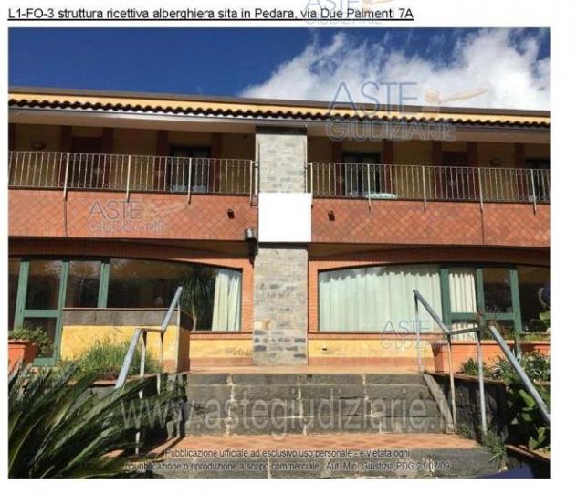 negozio in vendita a Pedara