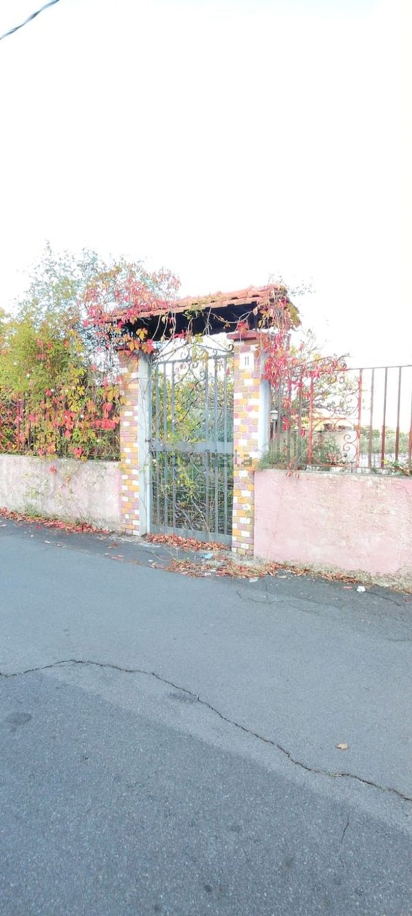 casa indipendente in vendita a Pedara