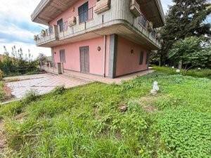 appartamento in vendita a Pedara