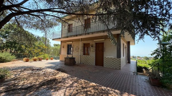 casa indipendente in vendita a Pedara