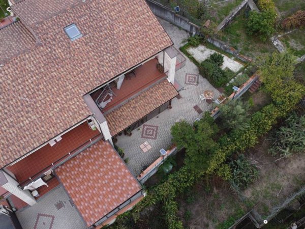 casa indipendente in vendita a Pedara