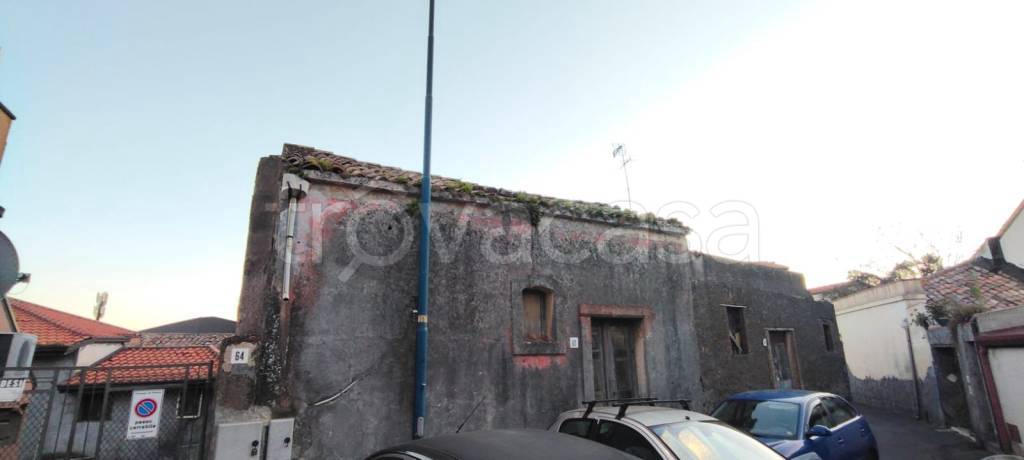 casa indipendente in vendita a Pedara