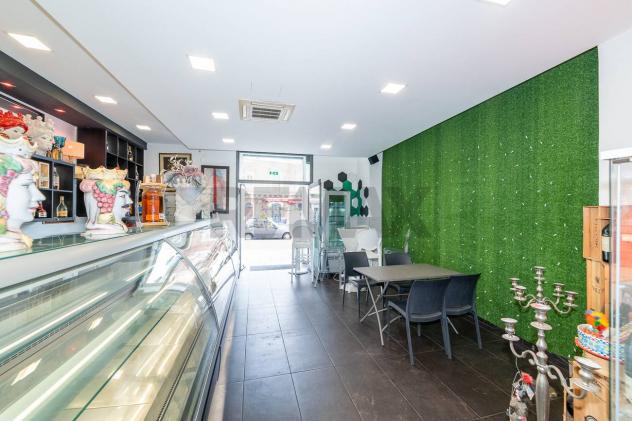 negozio in vendita a Pedara