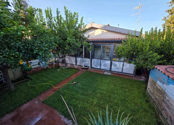 casa indipendente in vendita a Pedara