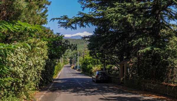casa indipendente in vendita a Pedara in zona Tarderia