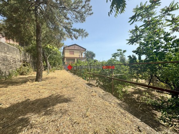 casa indipendente in vendita a Pedara