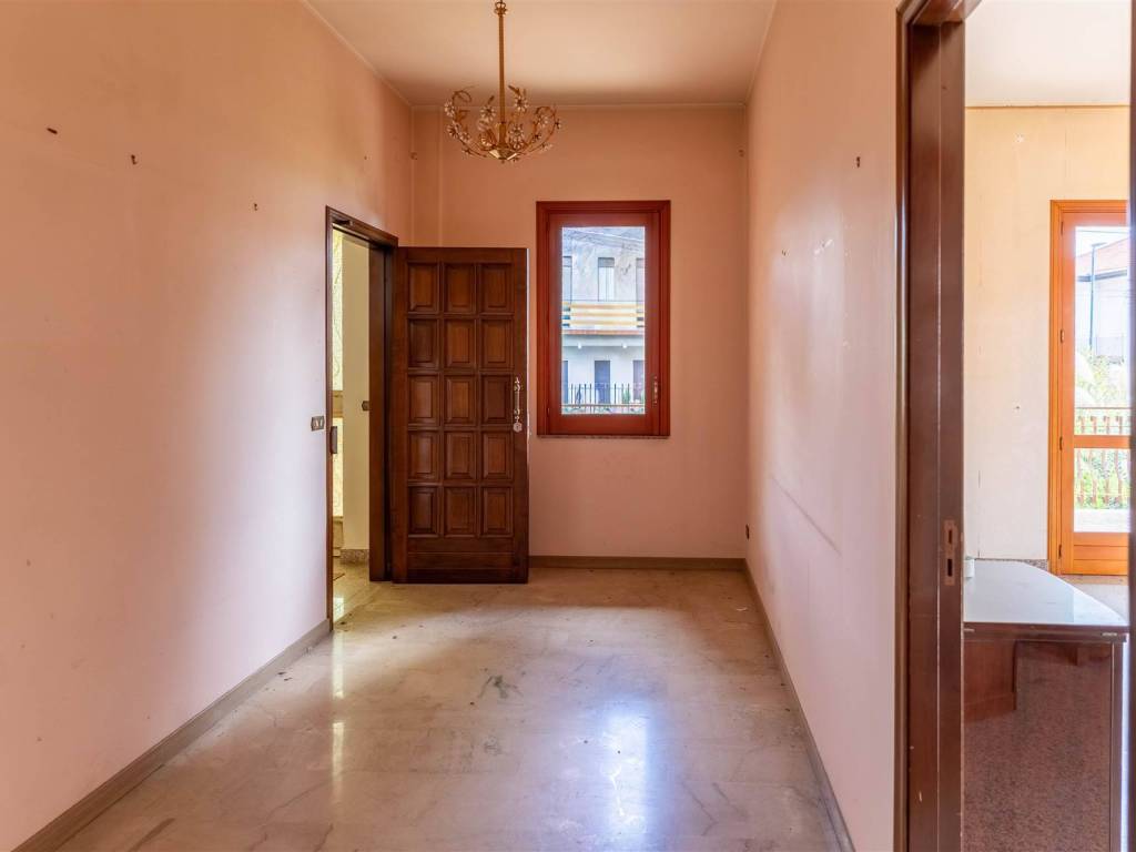 casa indipendente in vendita a Pedara in zona Tarderia