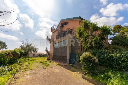 casa indipendente in vendita a Pedara