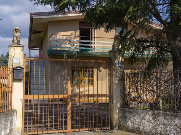 casa indipendente in vendita a Pedara