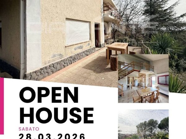 casa indipendente in vendita a Pedara