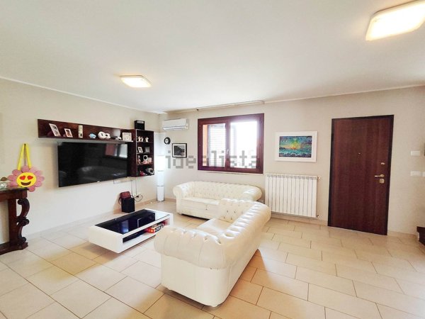 casa indipendente in vendita a Pedara