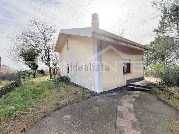 casa indipendente in vendita a Pedara