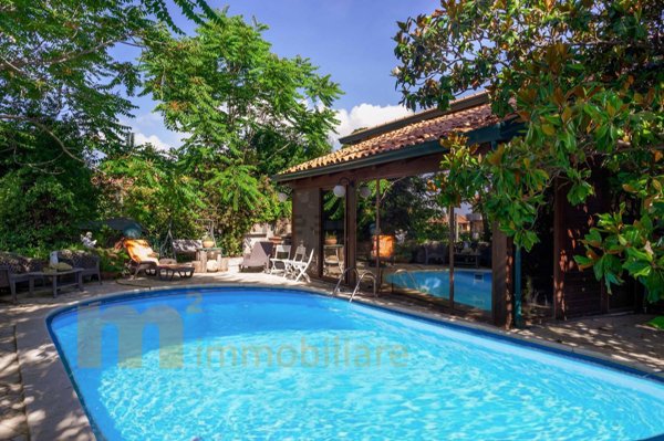 casa indipendente in vendita a Pedara