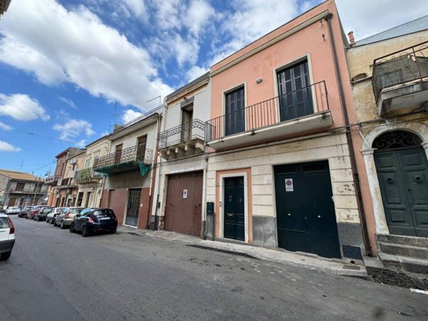 casa indipendente in vendita a Pedara